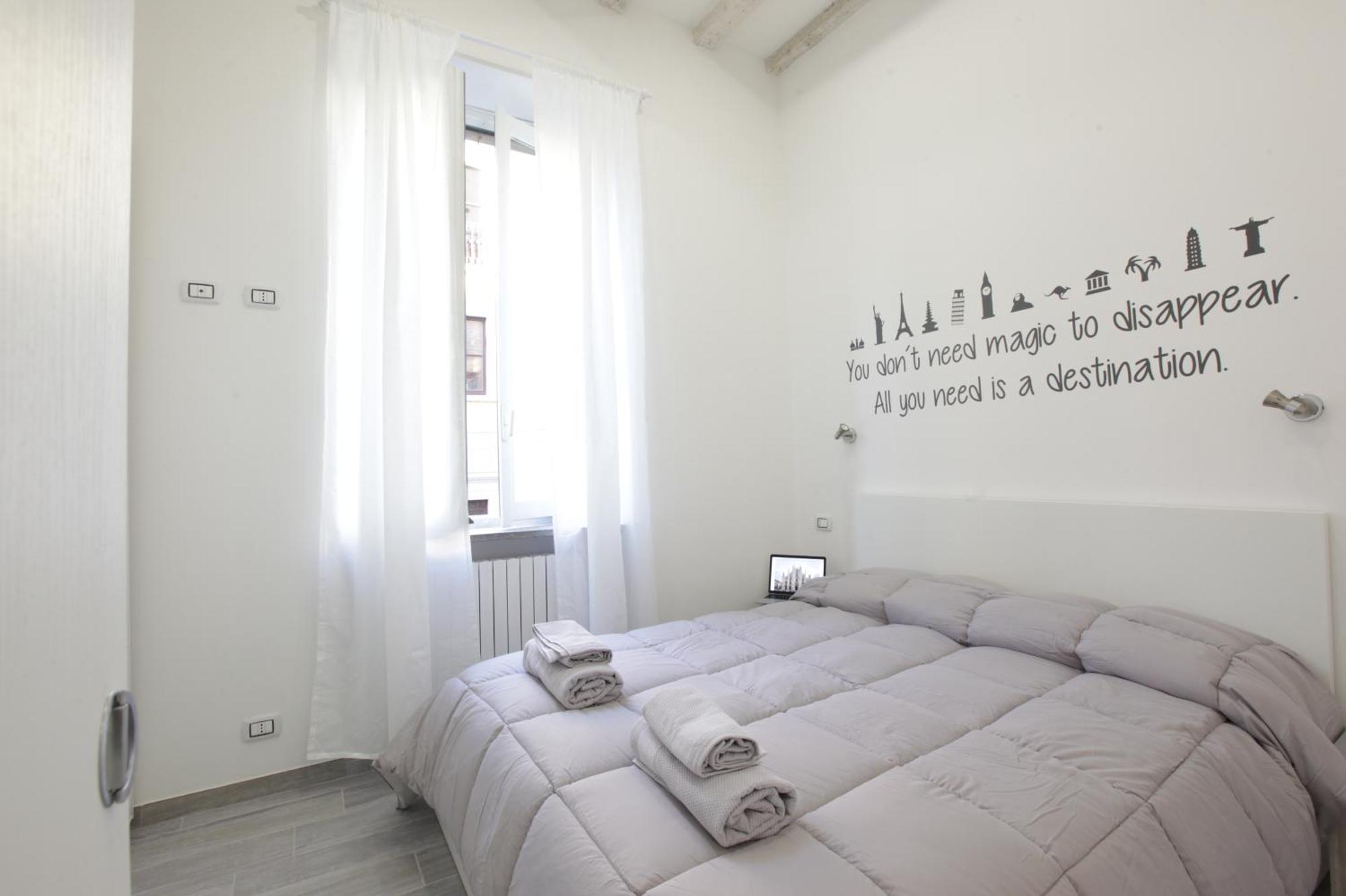 Amazing Apartment In City Center With Balcony 밀라노 외부 사진